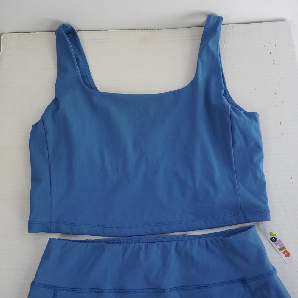 Women's Athletic Shorts and Crop Tank Set - Blue - Picture 2 of 12